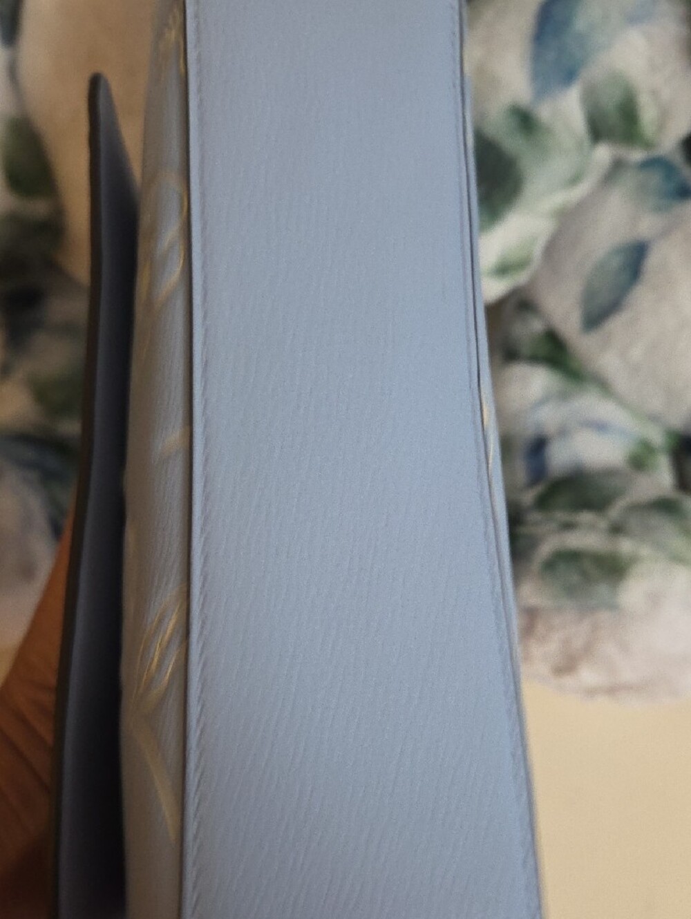 NWT kate spade light blue floral embossed crossbody bag with Silver accents - Picture 11 of 13